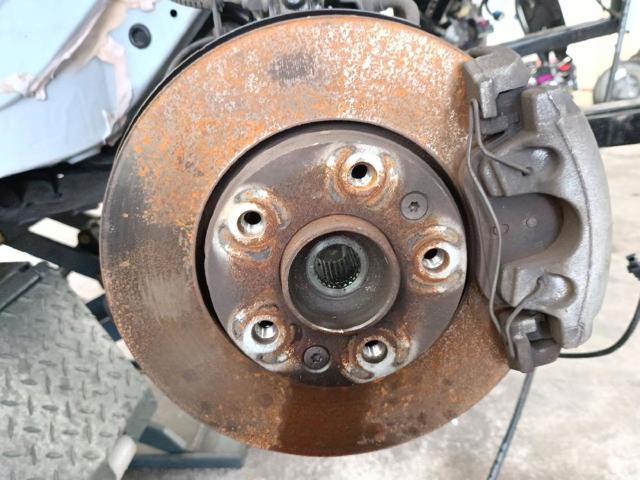 Tarcza hamulcowa przednia 402067902 RENAULT