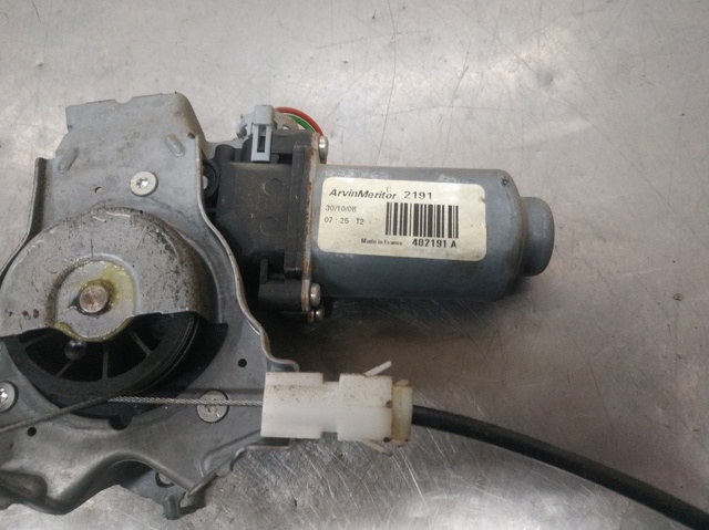 Mechanizm podnoszenia szyby drzwi tylnych lewych 402191A NISSAN