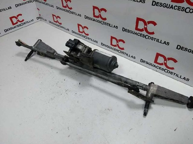 Silniczek wycieraczki szyby przedniej 404606 VOLVO