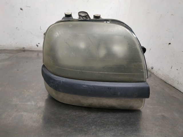 Reflektor prawy 40545999 FIAT