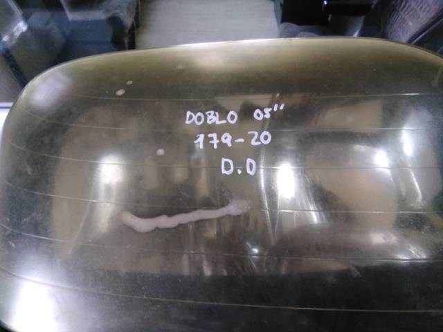 Reflektor prawy 40545999 FIAT