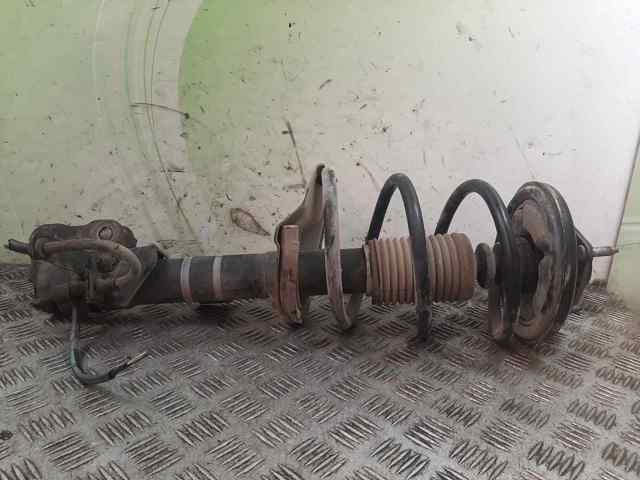 Amortyzator przedni prawy 4060A174 MITSUBISHI