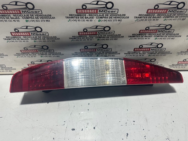 Lampa zespolona tylna lewa 40610748 FIAT