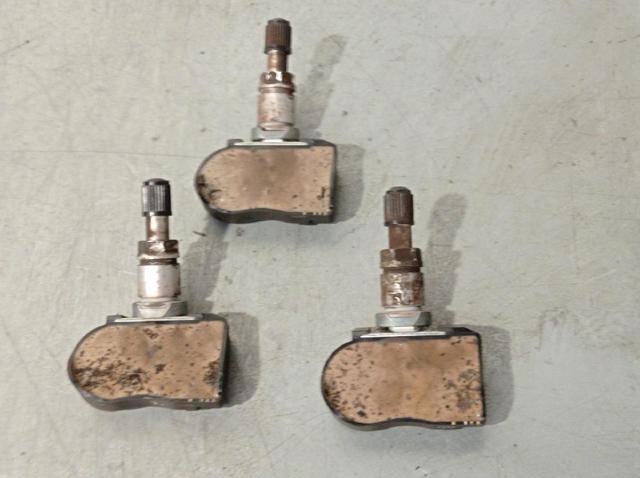 Czujnik ciśnienia w oponach 407003743R RENAULT