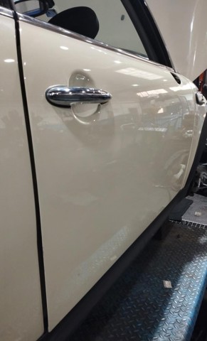 Drzwi przednie prawe 41002755936 BMW