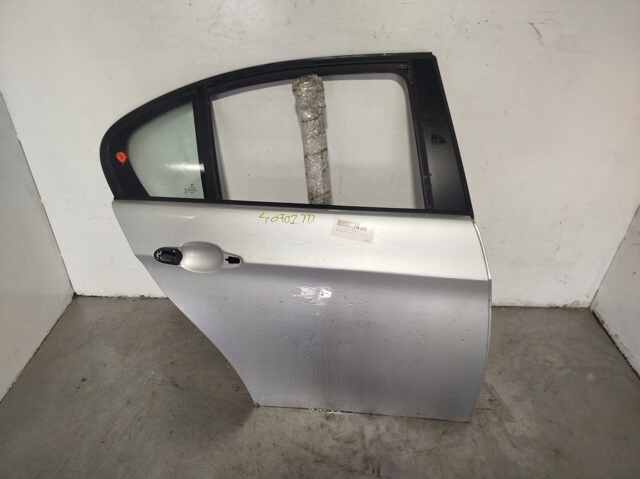 Drzwi tylne prawe 41007203648 BMW