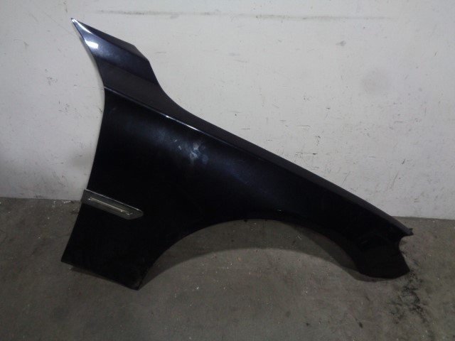 Błotnik przedni prawy do BMW 7 F01, F02, F03, F04