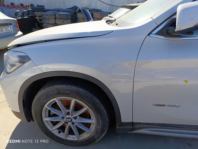 Błotnik przedni lewy 41007427299 BMW