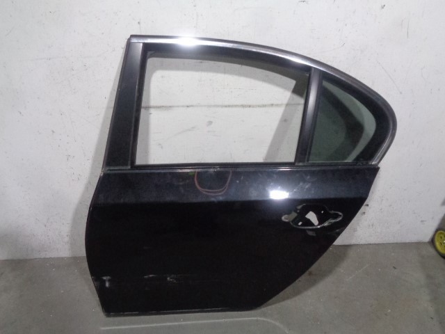 Drzwi tylne lewe 41009631831 BMW