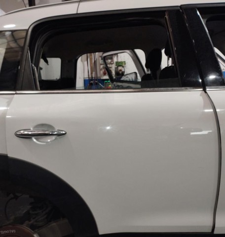 Drzwi tylne prawe 41009805930 BMW