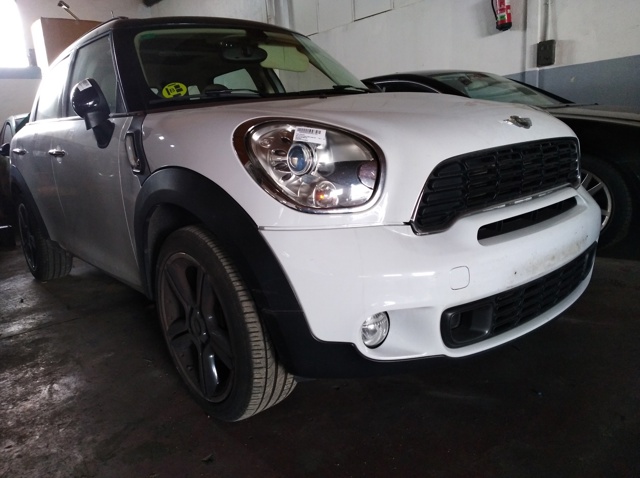 Maska MINI COUNTRYMAN