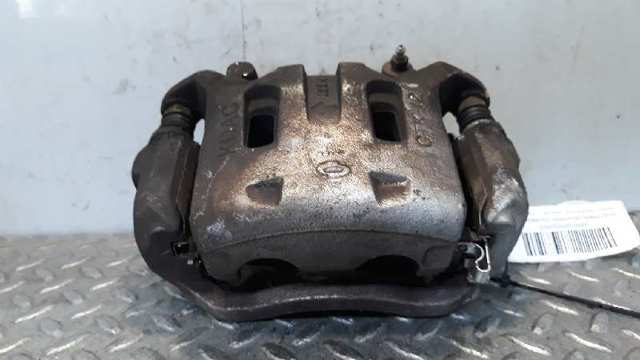 Zacisk hamulcowy przedni lewy 41011JY00A RENAULT