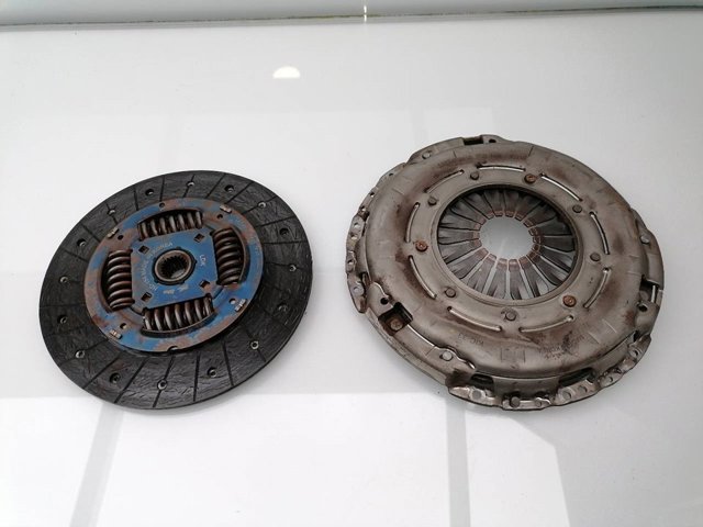 Tarcza sprzęgła 4110032021 HYUNDAI