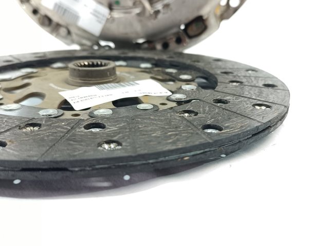 Zestaw sprzęgła (3 części) KIA Sorento 1 JC