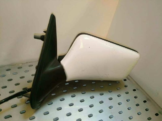 Lusterko wsteczne lewe 412118221 VAG