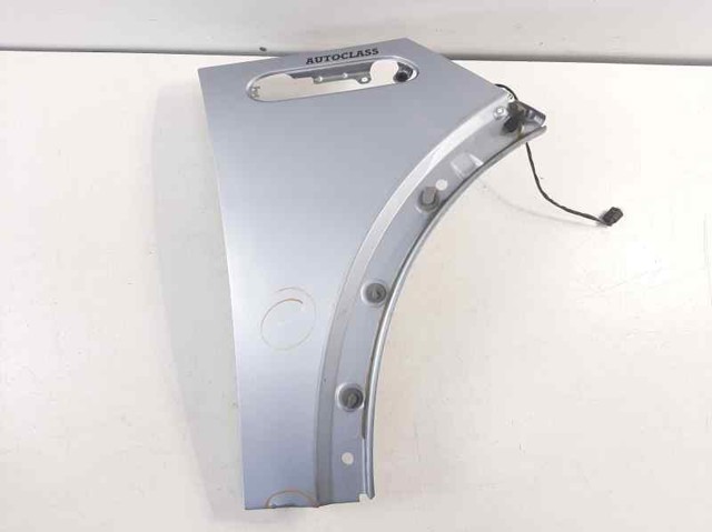 Błotnik przedni prawy 41217037438 BMW