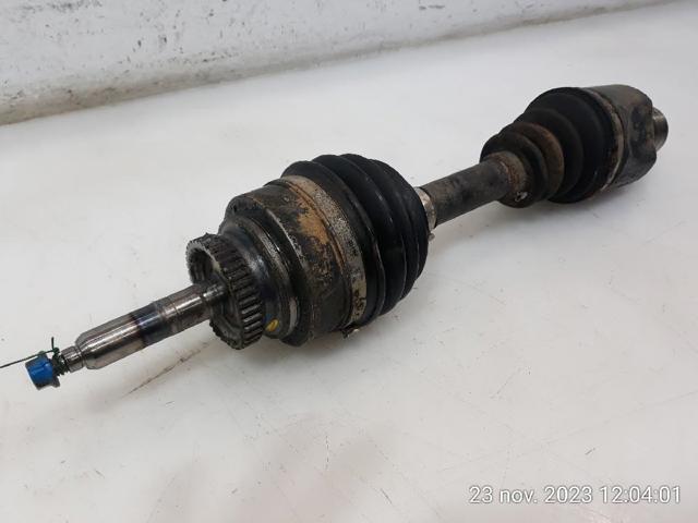 Półoś napędowa przednia 4130009002 SSANG YONG