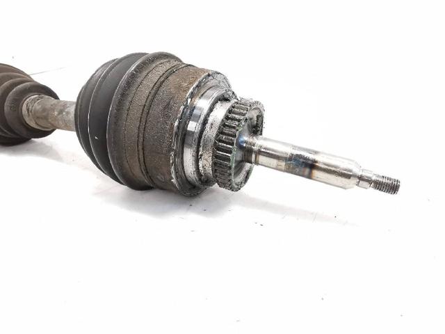 Półoś napędowa przednia 4130009002 SSANG YONG