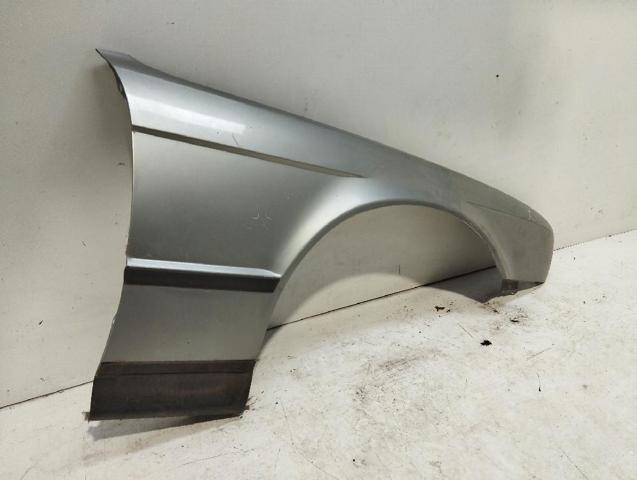 Błotnik przedni prawy BMW 5 E34