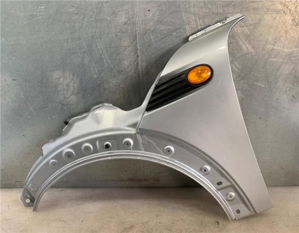 Błotnik przedni prawy 41352754726 BMW