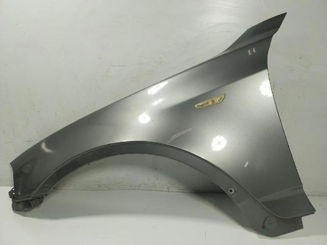 Błotnik przedni lewy 41353405921 BMW