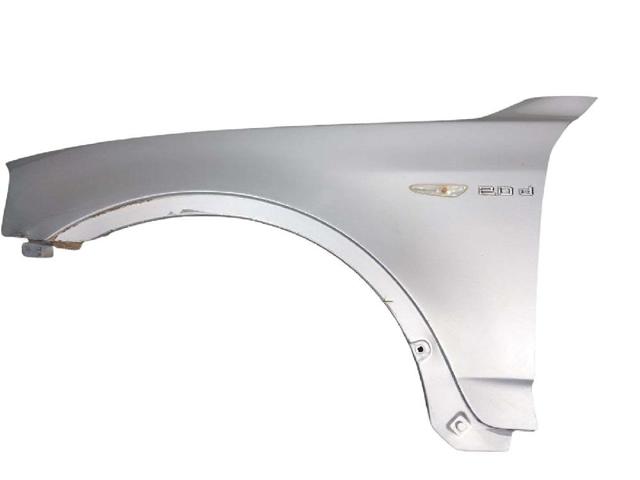 Błotnik przedni lewy 41353405921 BMW