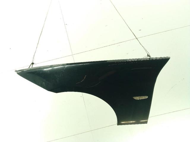 Błotnik przedni lewy 41355A55AF3 BMW