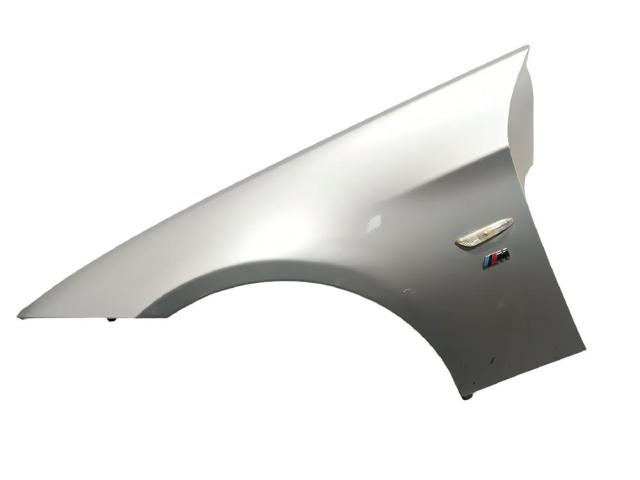 Błotnik przedni lewy 41355A55AF3 BMW