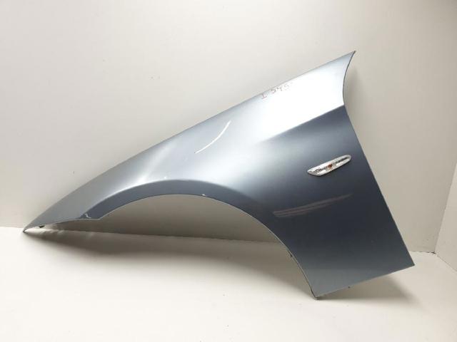 Błotnik przedni lewy 41355A55AF3 BMW