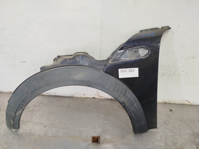 Błotnik przedni lewy 41355A55B01 BMW