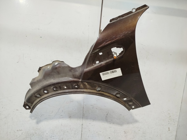 Błotnik przedni lewy 41355A55B01 BMW