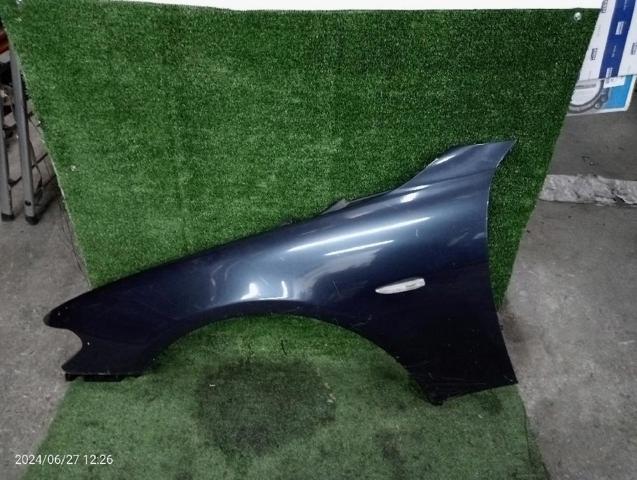 Błotnik przedni lewy 41357061661 BMW