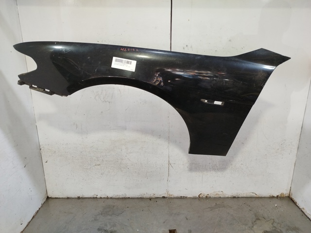 Błotnik przedni lewy 41357061661 BMW