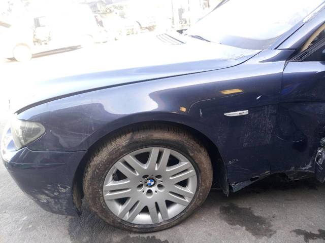 Błotnik przedni lewy 41357061661 BMW