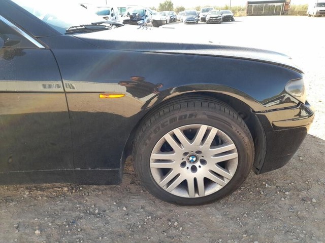 Błotnik przedni prawy 41357061662 BMW