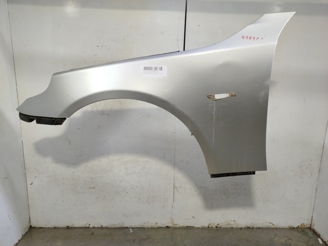 Błotnik przedni lewy 41357111429 BMW