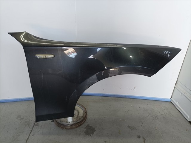Błotnik przedni prawy 41357133228 BMW