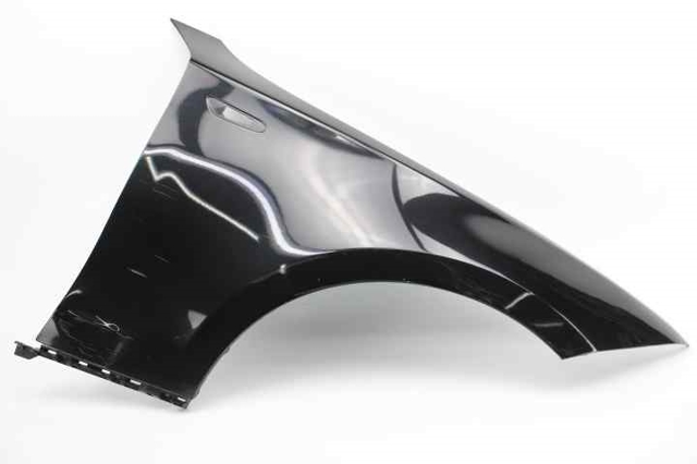 41357133228 BMW