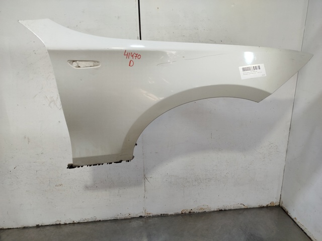 Błotnik przedni prawy 41357133228 BMW