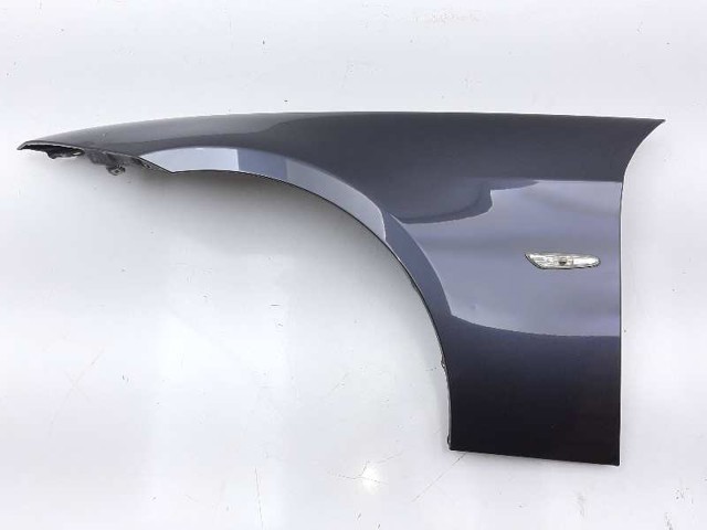 Błotnik przedni lewy 41357135679 BMW