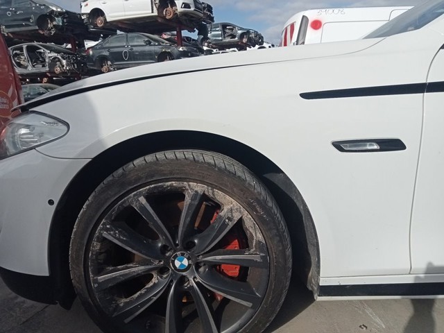 Błotnik przedni lewy 41357248659 BMW