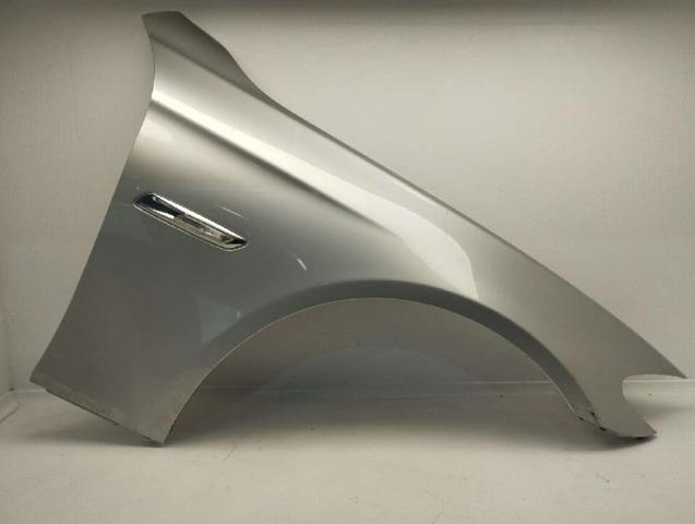 Błotnik przedni prawy 41357248660 BMW