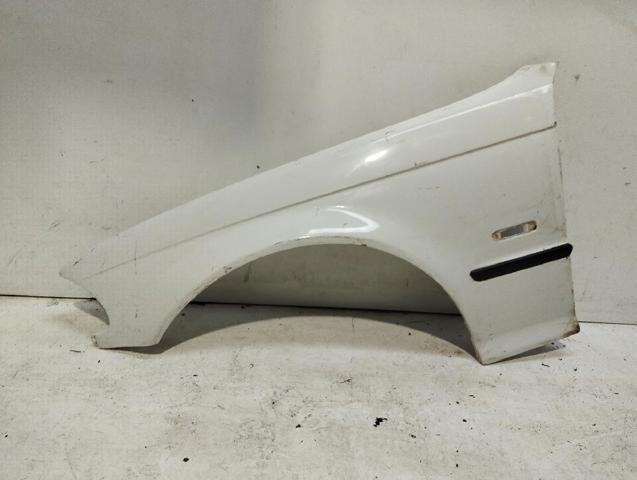 41358240405 BMW