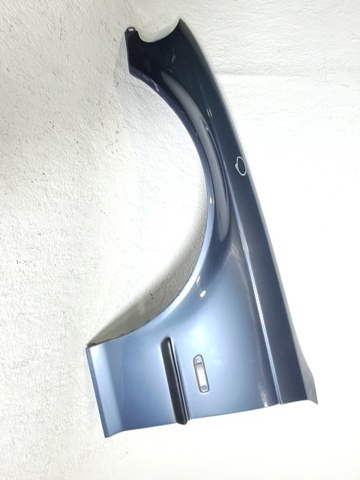 Błotnik przedni lewy 41358240405 BMW