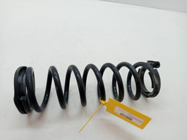 Sprężyna tylna Mitsubishi Outlander CWW