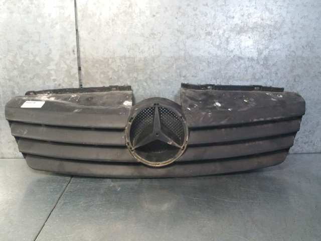 Kupić Atrapa chłodnicy Mercedes Vaneo  414 w dobrej cenie