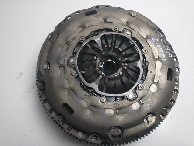 Koło zamachowe silnika 415043110 VAG