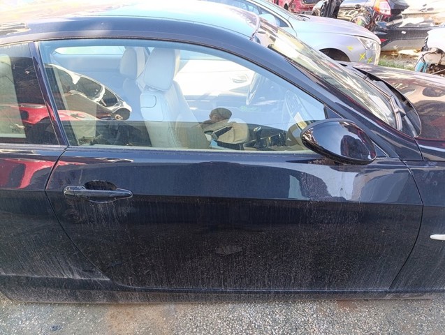 Drzwi przednie prawe 41517200570 BMW