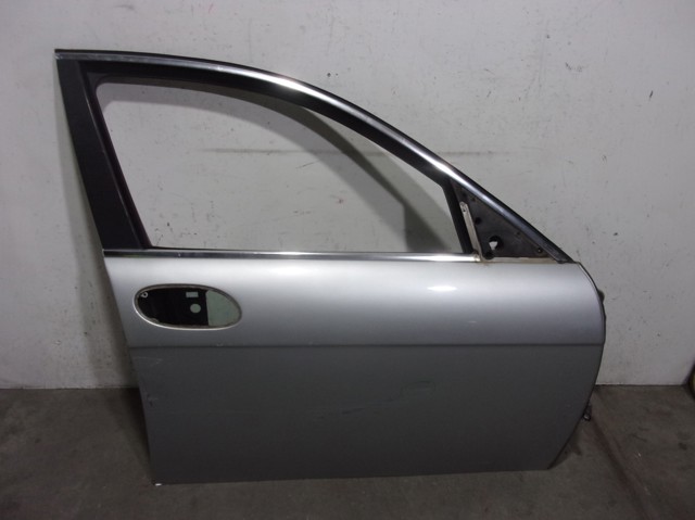 Drzwi przednie prawe 41517202082 BMW