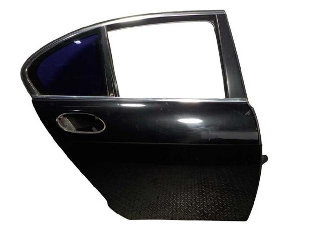 Drzwi tylne prawe 41517202084 BMW